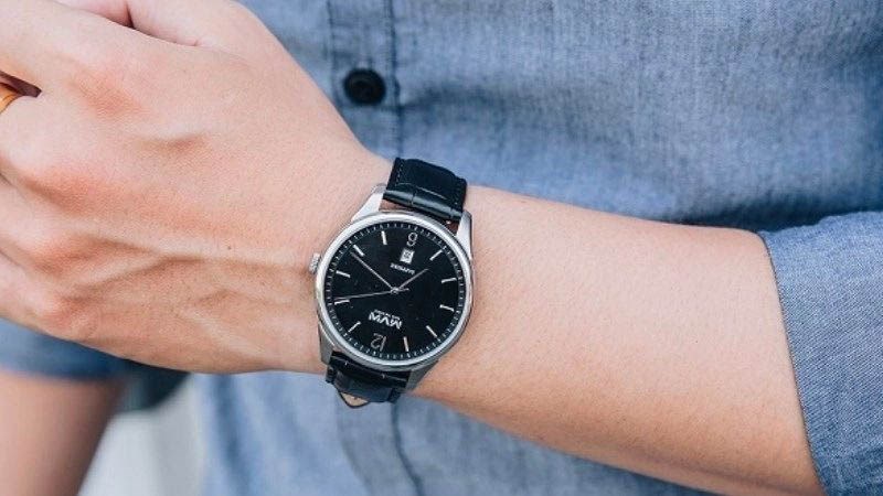 Đồng Hồ Hai Tông Màu Đang Trở Lại Mạnh Mẽ