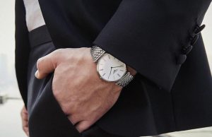 Đồng Hồ Có Cần Đối Xứng Hoàn Hảo?