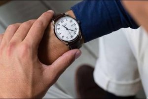 Vì Sao Đồng Hồ Có Sai Số Dù Được Chế Tạo Chính Xác?
