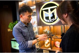 Đồng Hồ Cũ Từ Người Thân Để Lại Có Bán Được Không?
