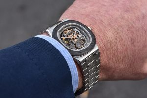 Đồng Hồ Bespoke Khác Sản Xuất Hàng Loạt