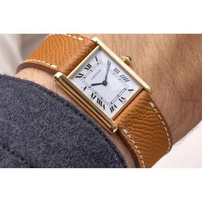 Dấu Ấn Đồng Hồ Cartier Tank