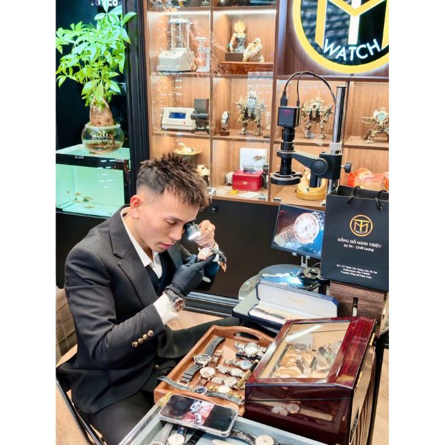 Thu Đồng Hồ Grand Seiko Tại Hoàn Kiếm