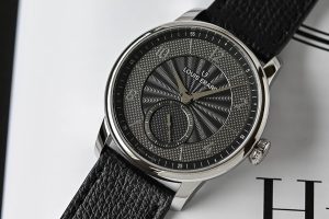 Đồng Hồ Sử Dụng Kim Báo Dự Trữ